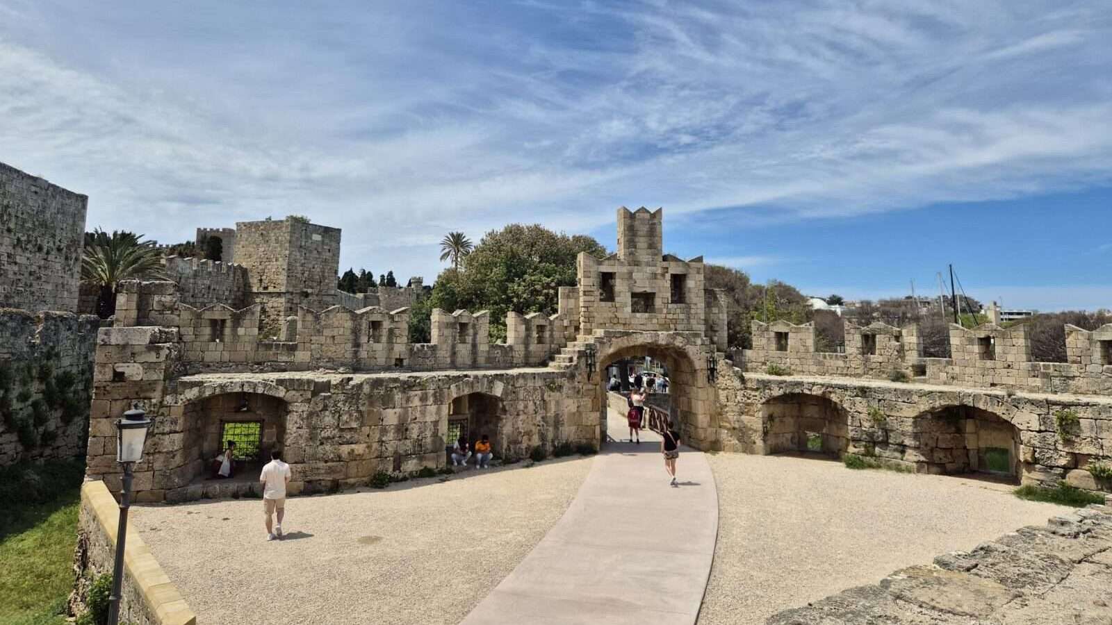 hradby rhodos
