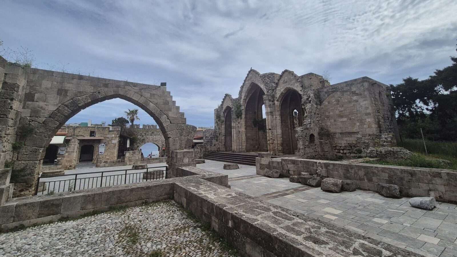 kostel panagia rhodos