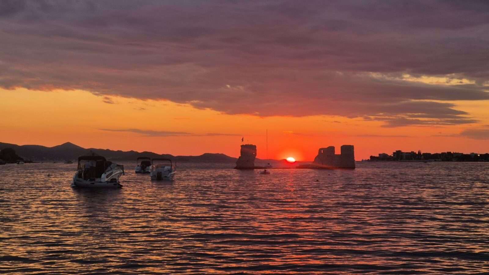 západ slunce sukošan